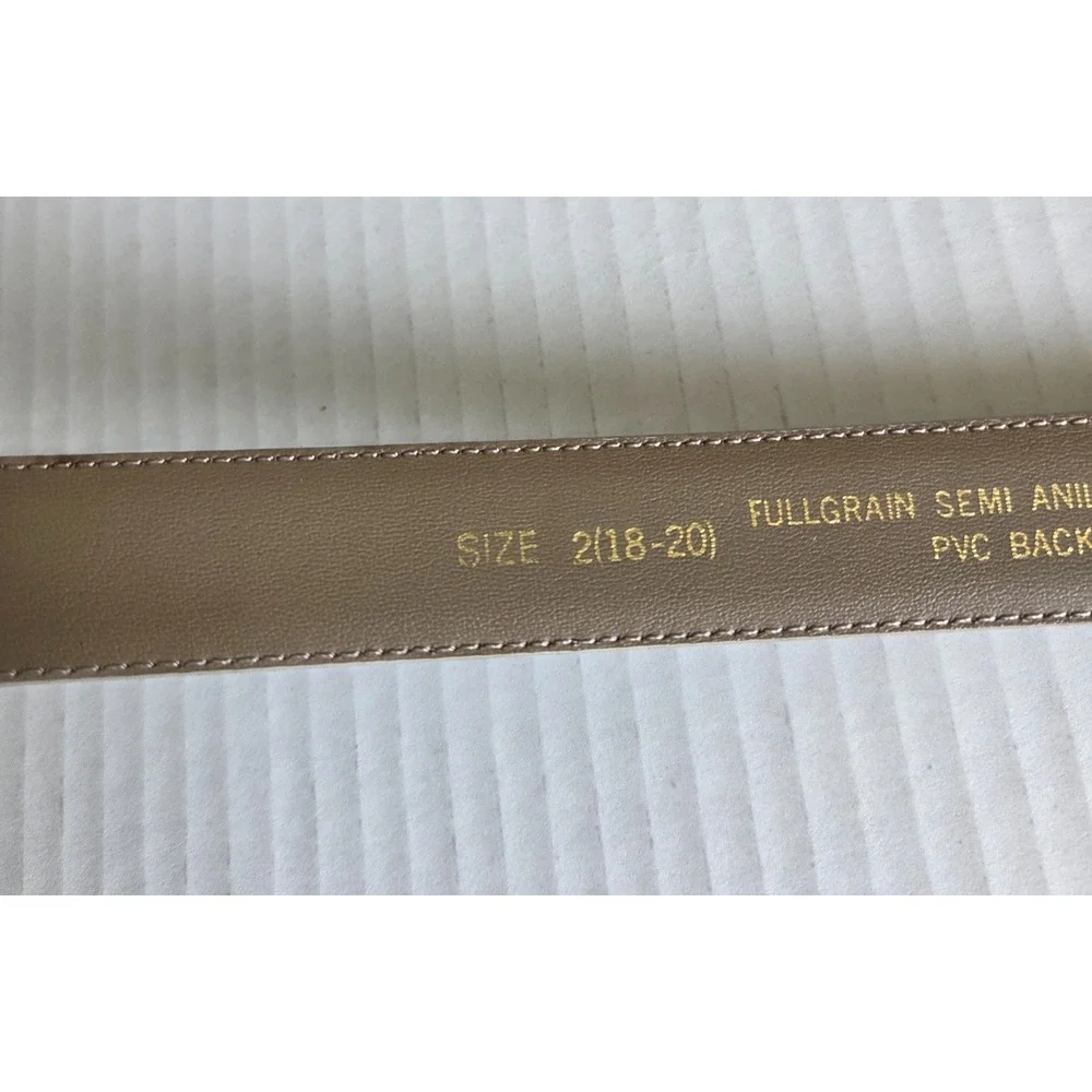 Liz Claiborne Beige Semi Aniline Leather Belt Gold Buckle Timeless 2447  18-20